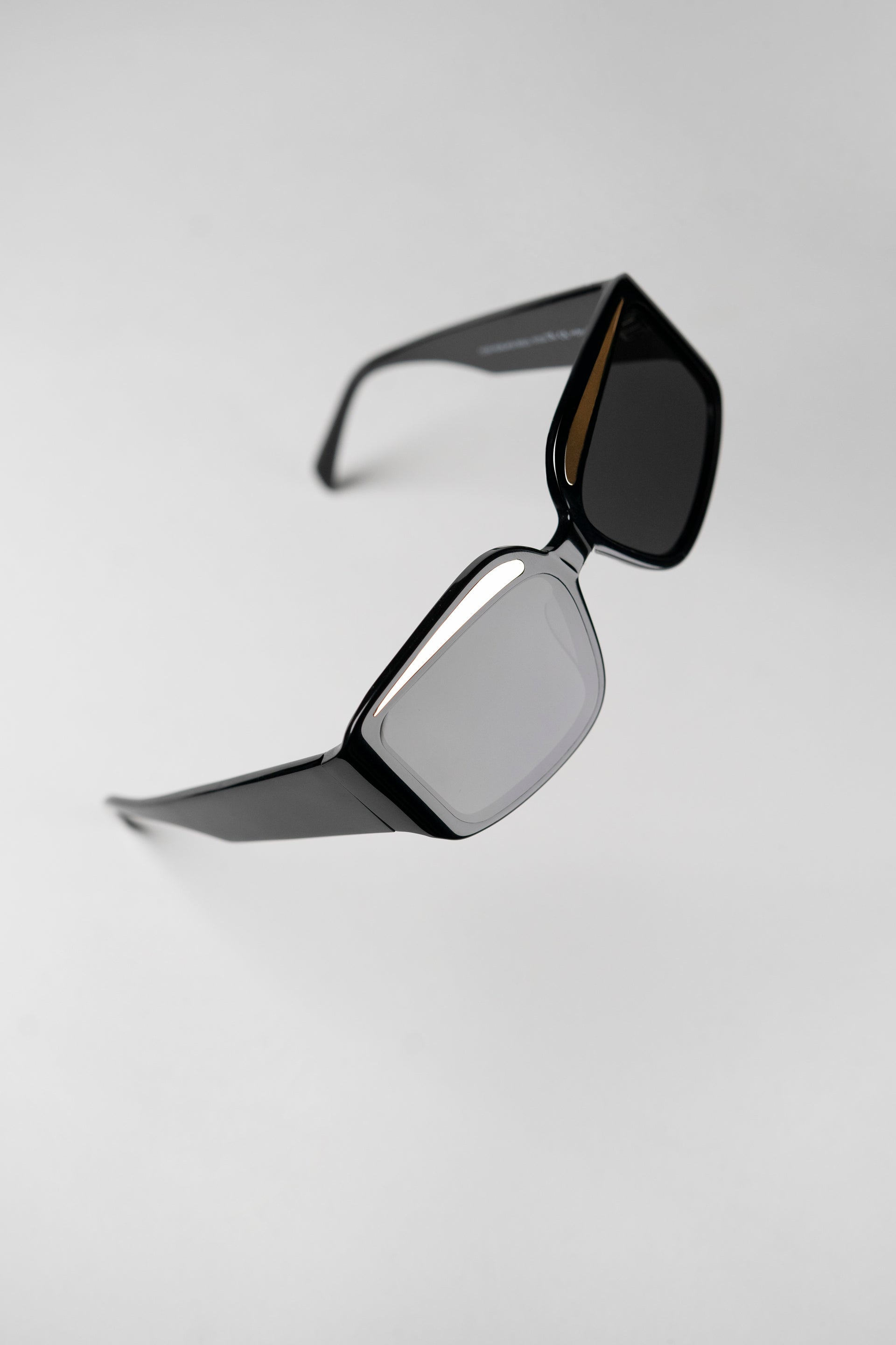 Fakoshima x ChernimCherno "Eyebrow" Sunglasses (Black–Gold)