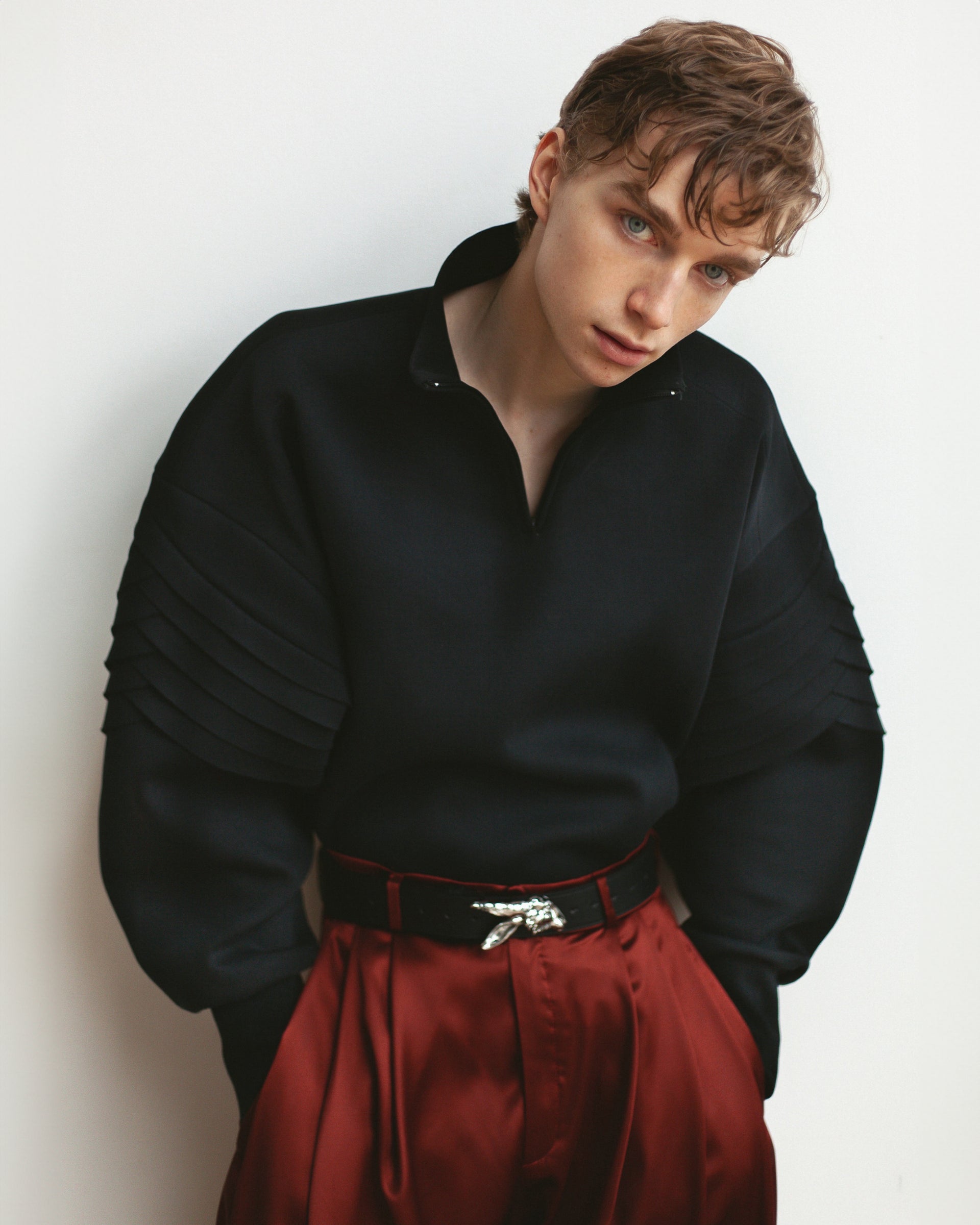 "Cascade" Black Sweatshirt