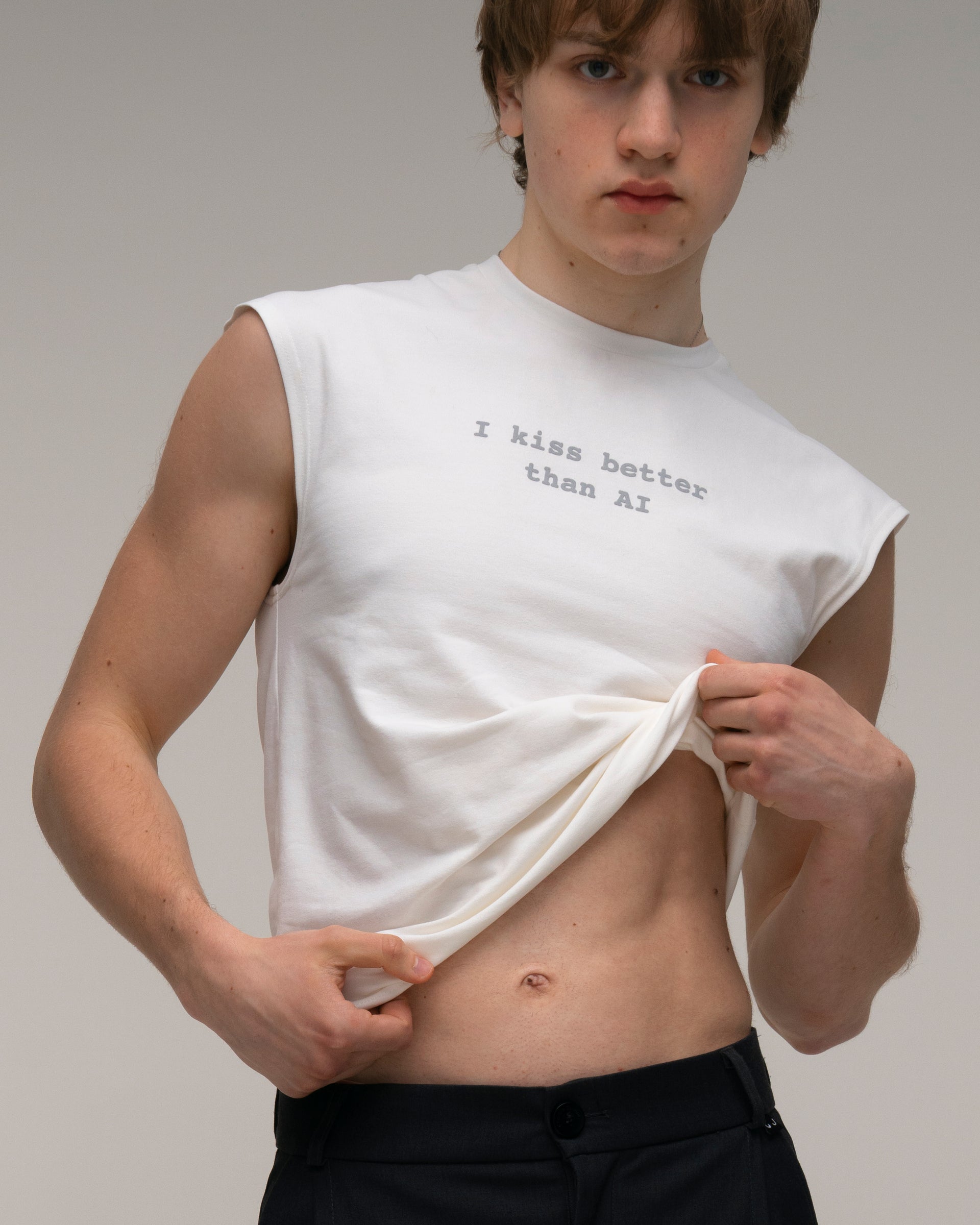 "I kiss better than AI" White Sleeveless T-shirt