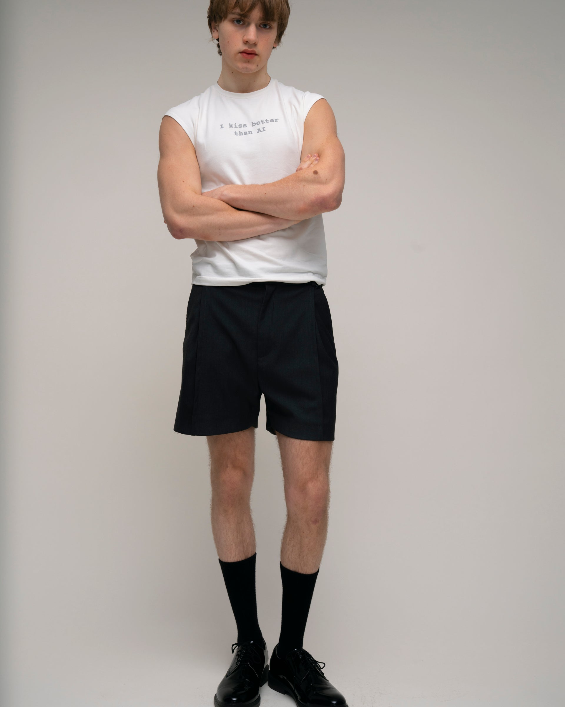 "I kiss better than AI" White Sleeveless T-shirt