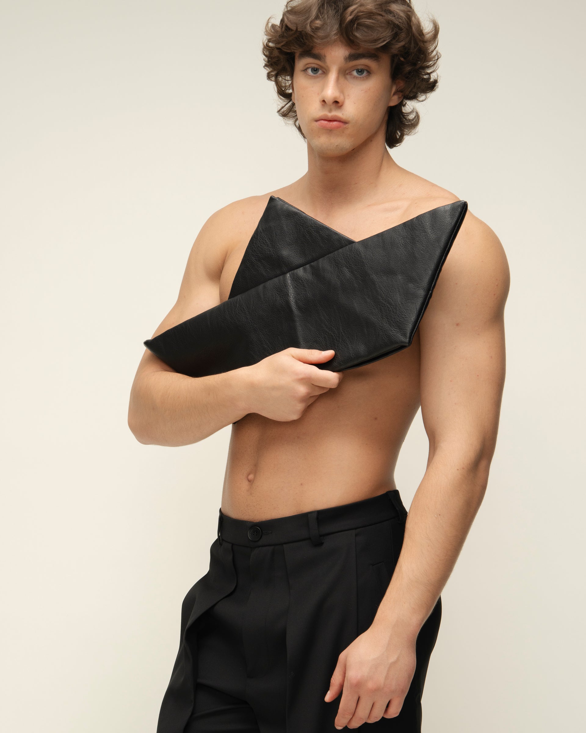 "Odyssey" Black Clutch