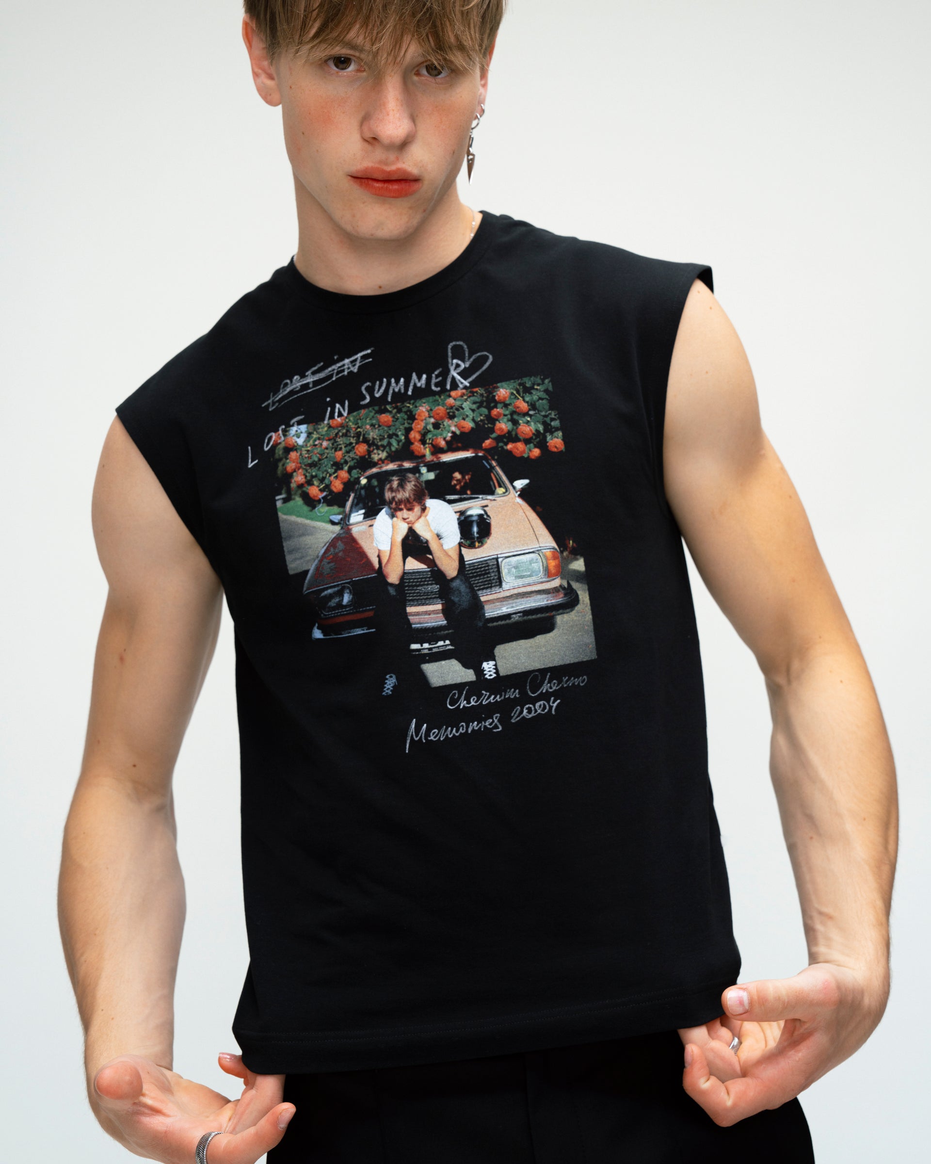 "Love in summer" Black Sleeveless Tank Top