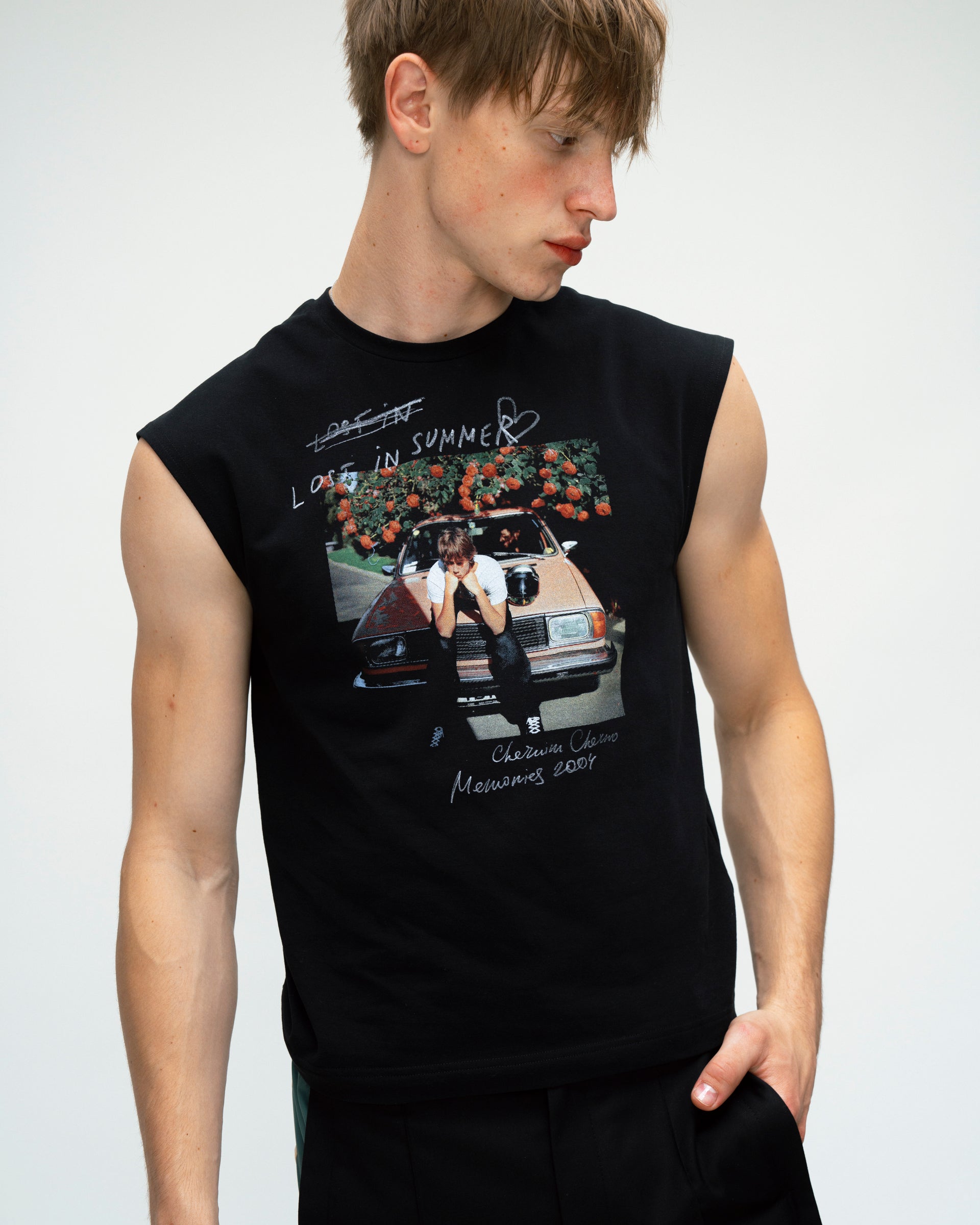 "Love in summer" Black Sleeveless Tank Top