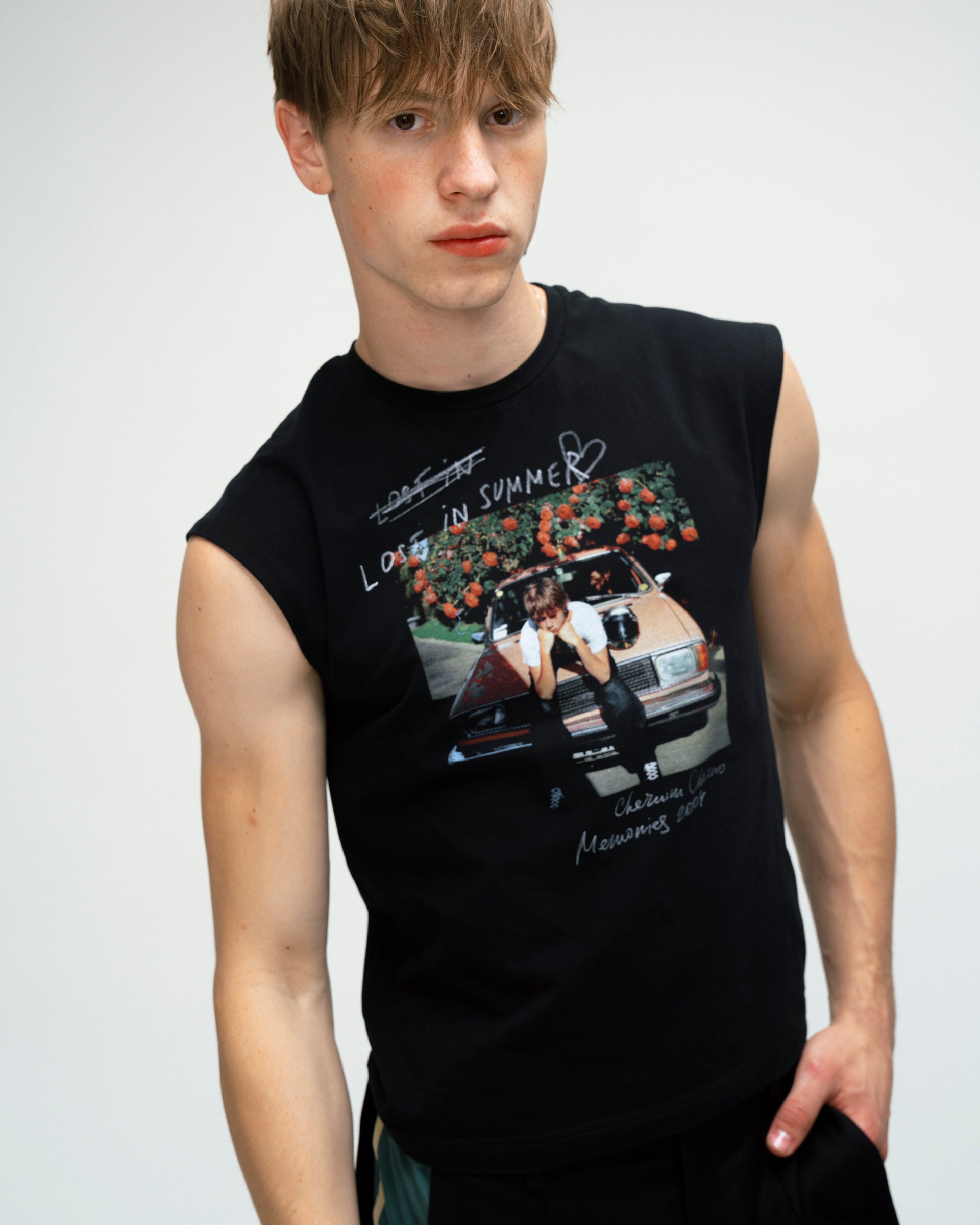 "Love in summer" Black Sleeveless Tank Top