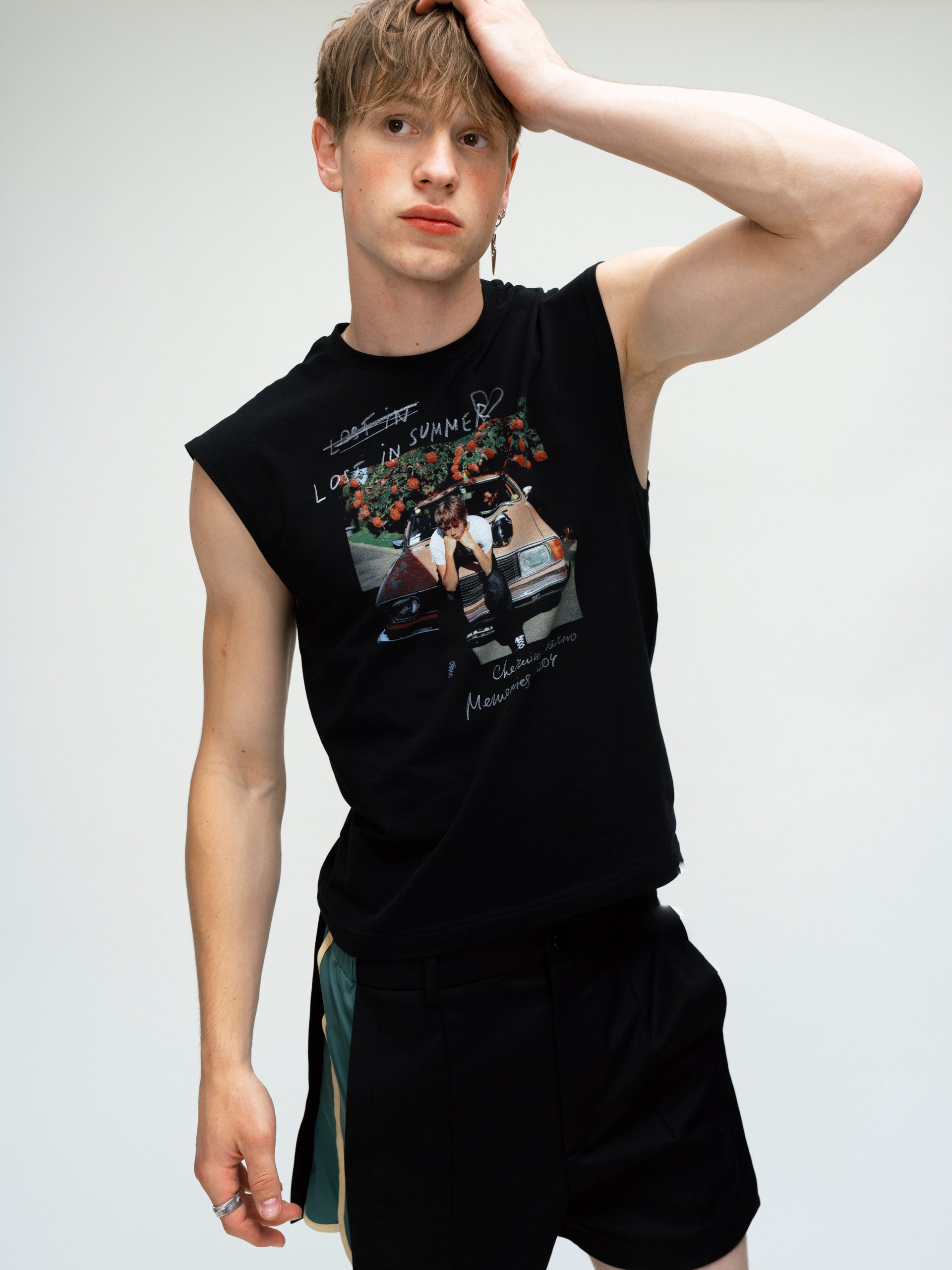 "Love in summer" Black Sleeveless Tank Top