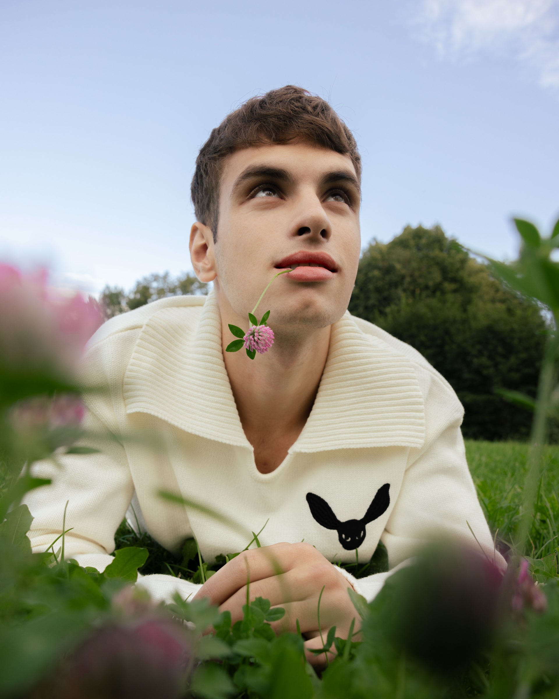 "Comfort Plus" White Sweater with Logo