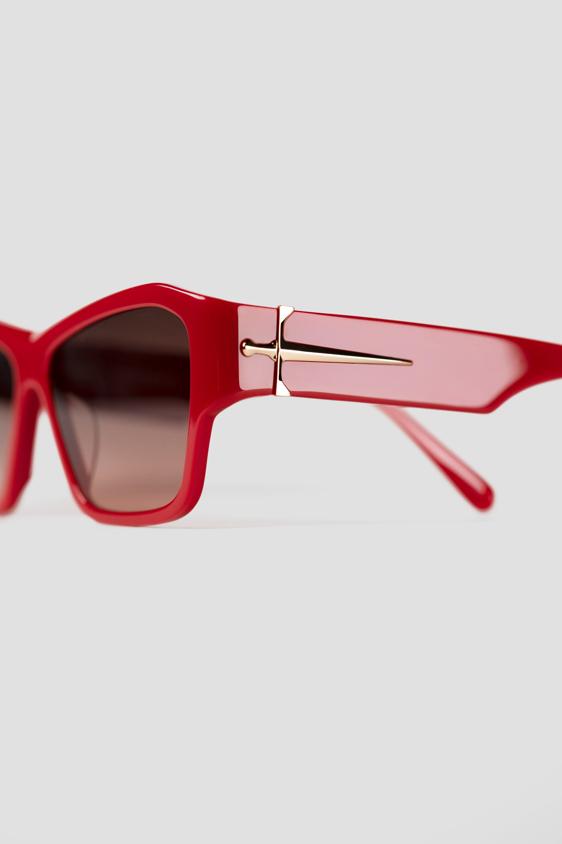 "Matador" Sunglasses Fakoshima x ChernimCherno (Bloody Gold)