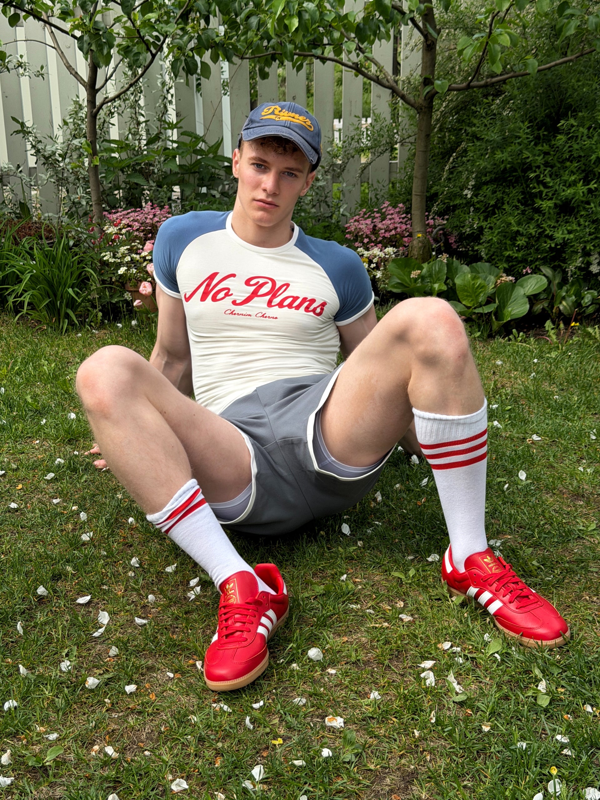 "No plans" White T-Shirt