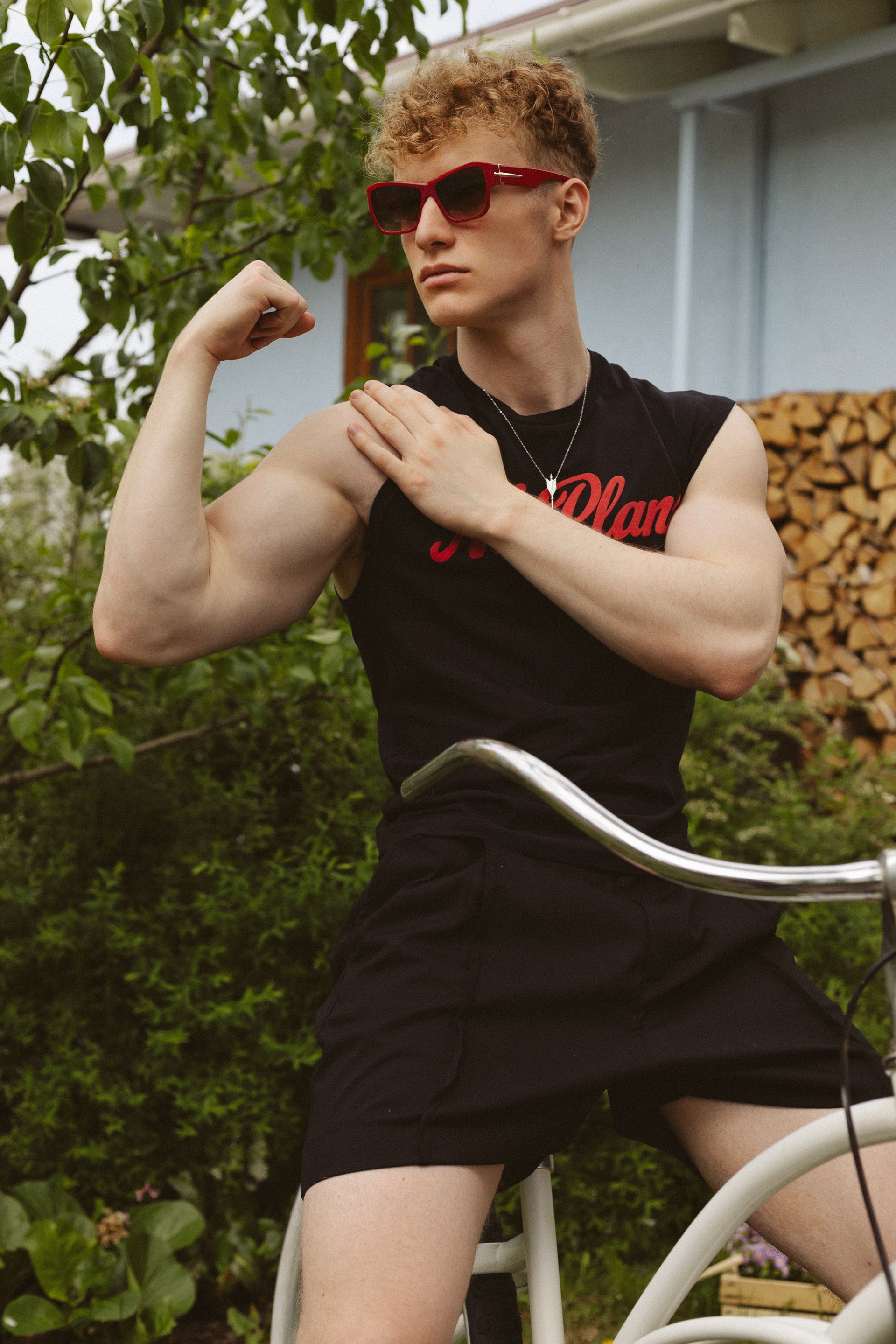 "No plans" Black Sleeveless Tank Top