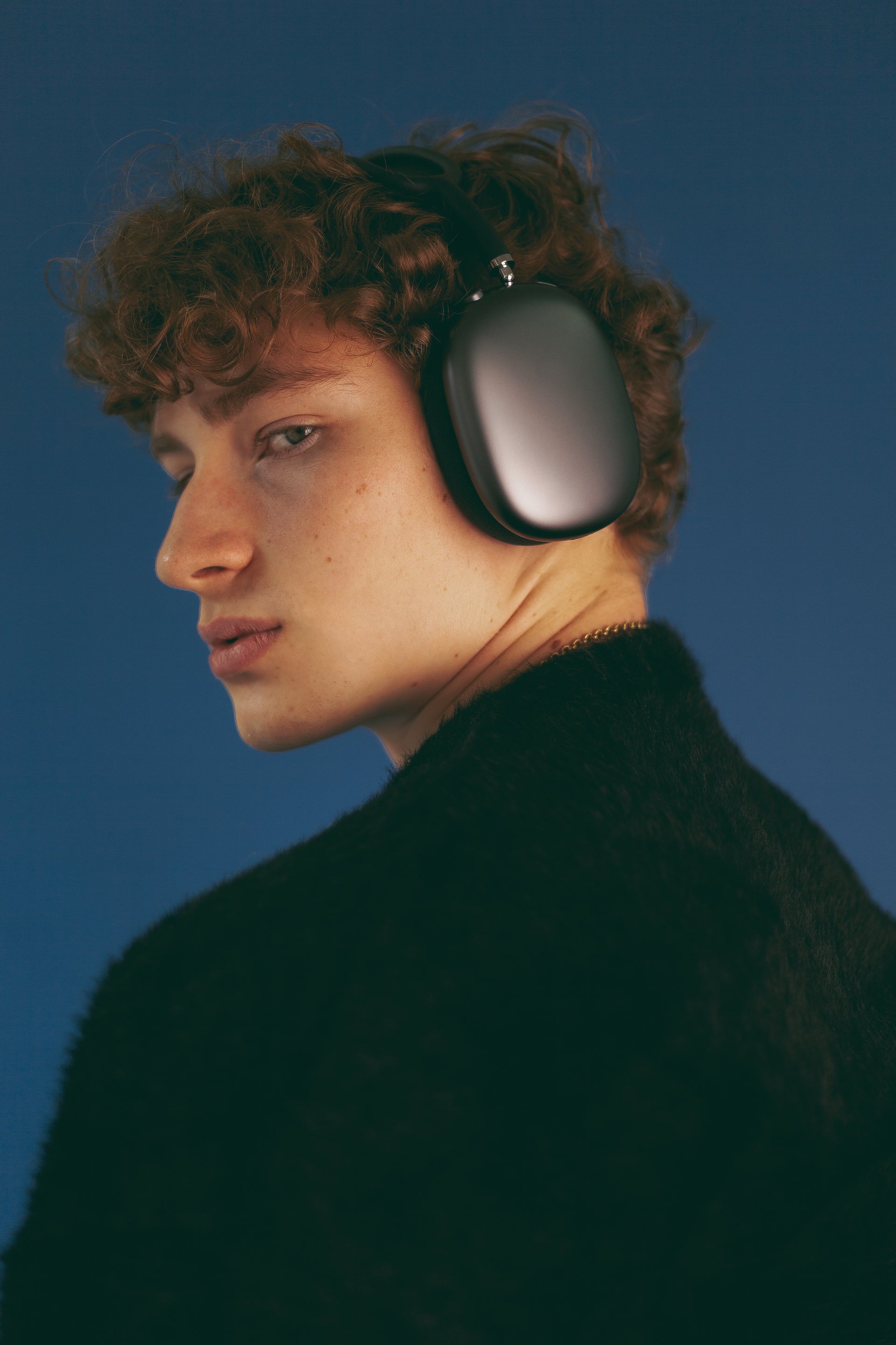 "White Heart" Black Sweater