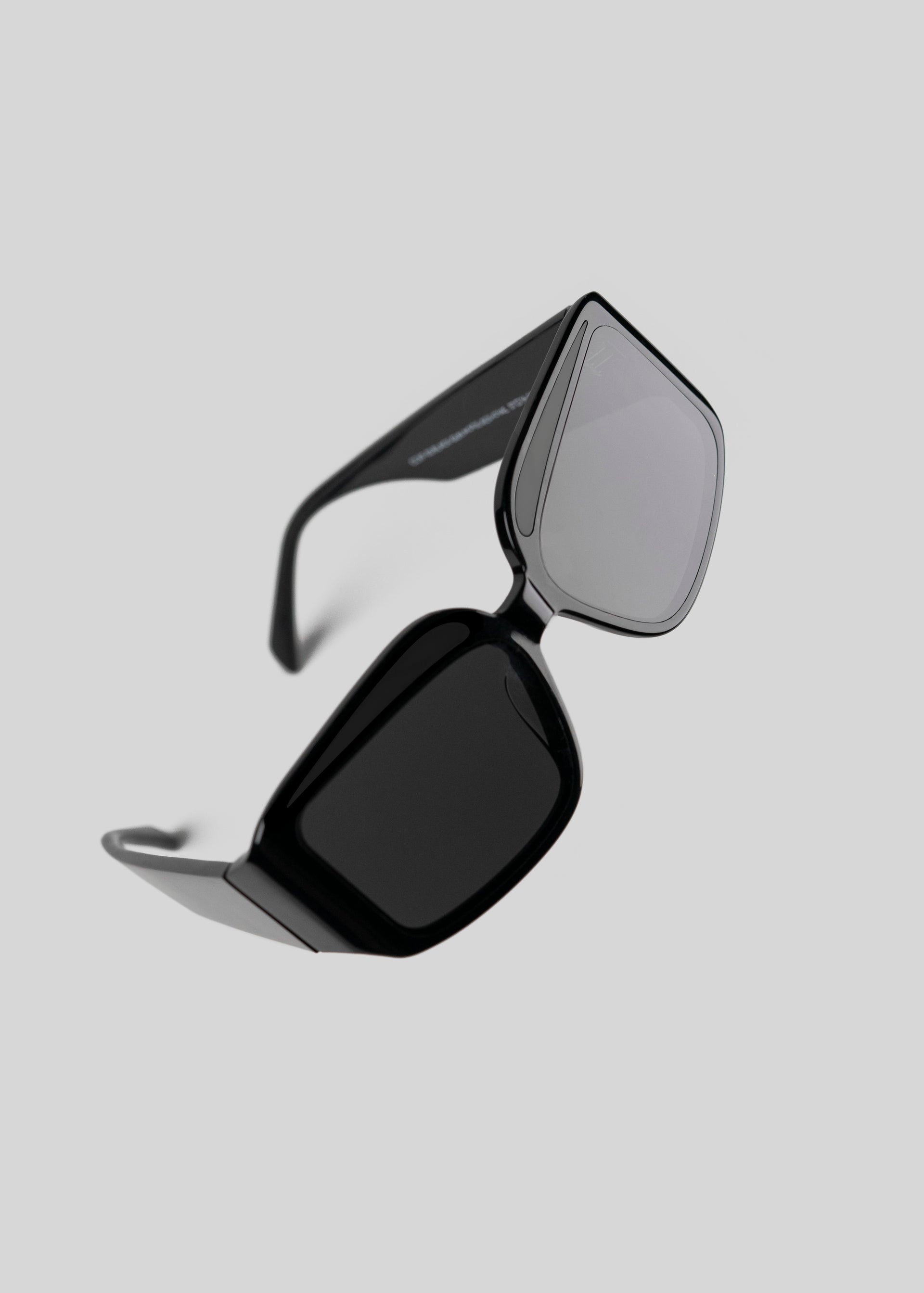 Fakoshima x ChernimCherno "Eyebrow" Sunglasses (Black–Gun Metal)