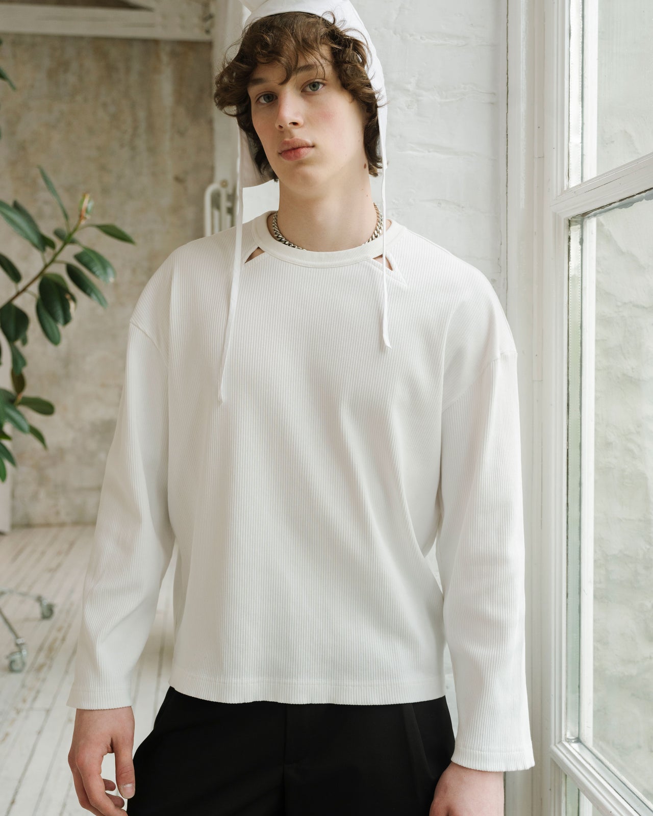 White Longsleeve "With Fangs"